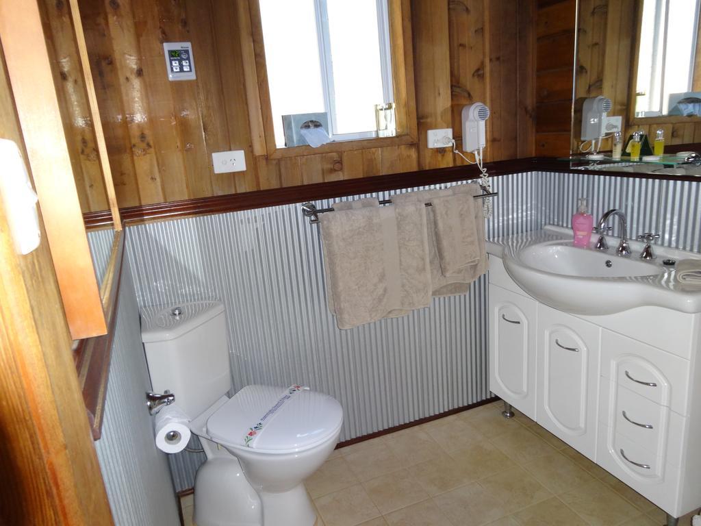 Jarrah Glen Cabins Nannup Ngoại thất bức ảnh